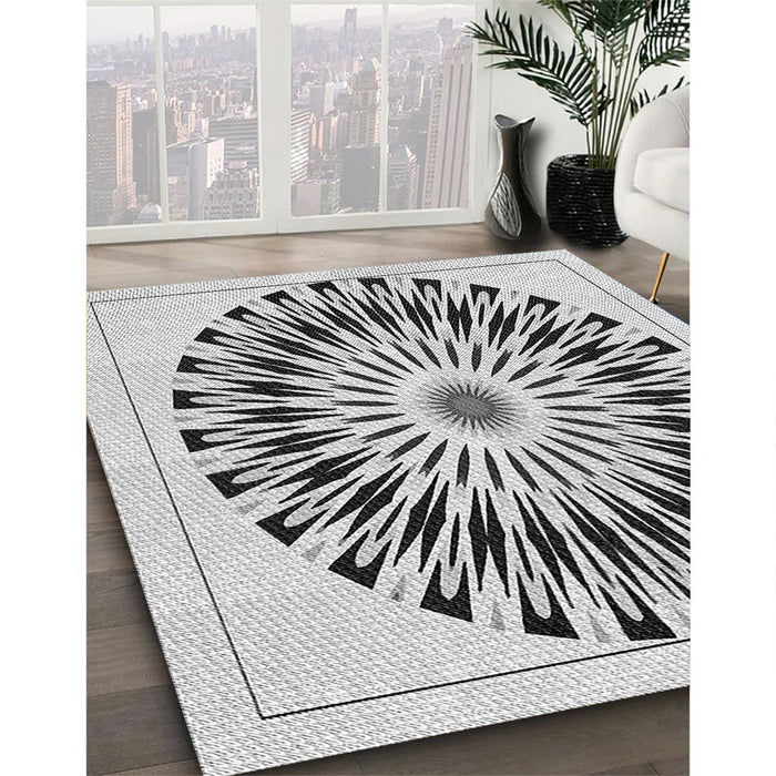 Patterned Carbon Gray Novelty Rug in Family Room, pat1943