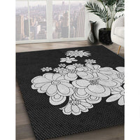 Patterned Black Rug, pat1952gry