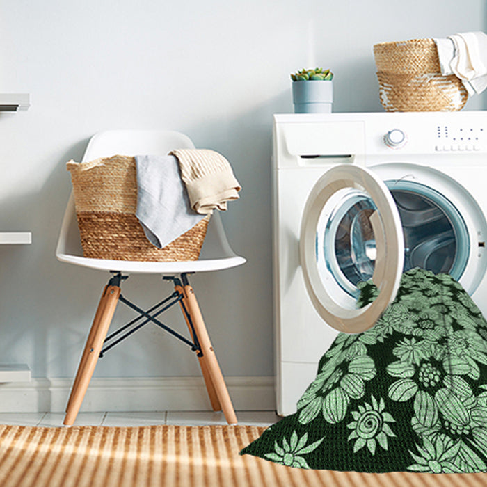 Machine Washable Transitional Light Green Rug in a Washing Machine, wshpat1953grn