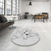 Round Machine Washable Transitional White Smoke Rug in a Office, wshpat1954
