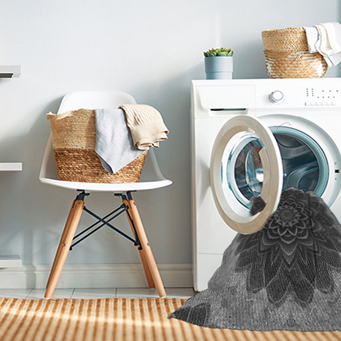 Machine Washable Transitional Dark Gray Black Rug in a Washing Machine, wshpat196gry