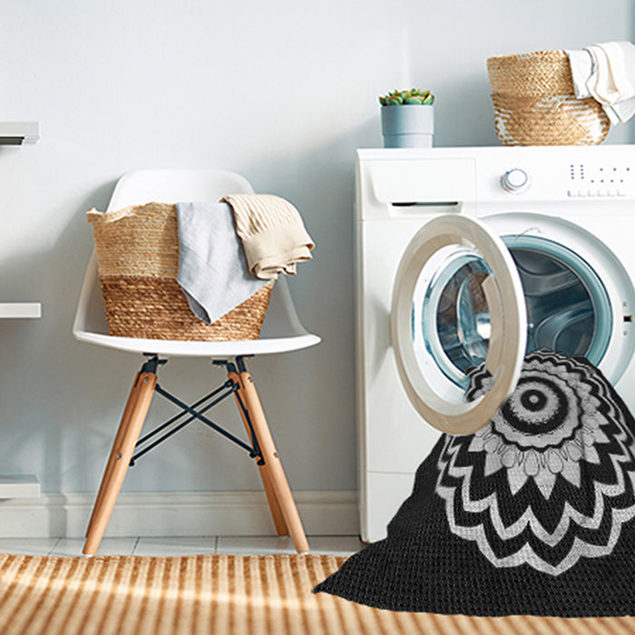 Machine Washable Transitional Black Rug in a Washing Machine, wshpat1960gry
