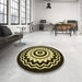 Round Patterned Midnight Gray Rug in a Office, pat1960yw