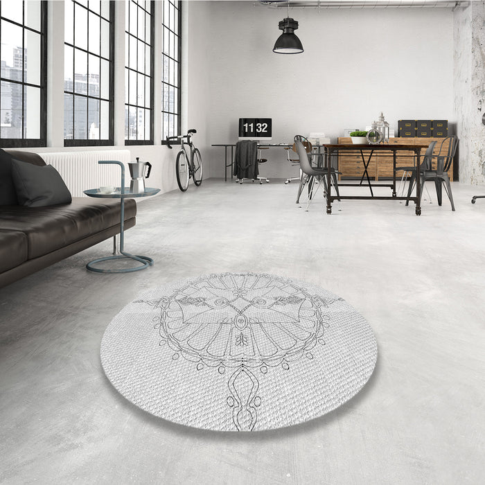 Round Patterned Platinum Gray Rug in a Office, pat1964gry