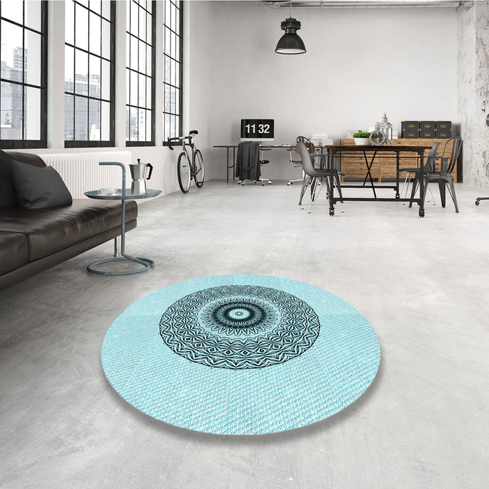 Round Patterned Electric Blue Rug in a Office, pat1966lblu