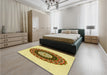 Patterned Dark Bisque Brown Rug in a Bedroom, pat1970yw