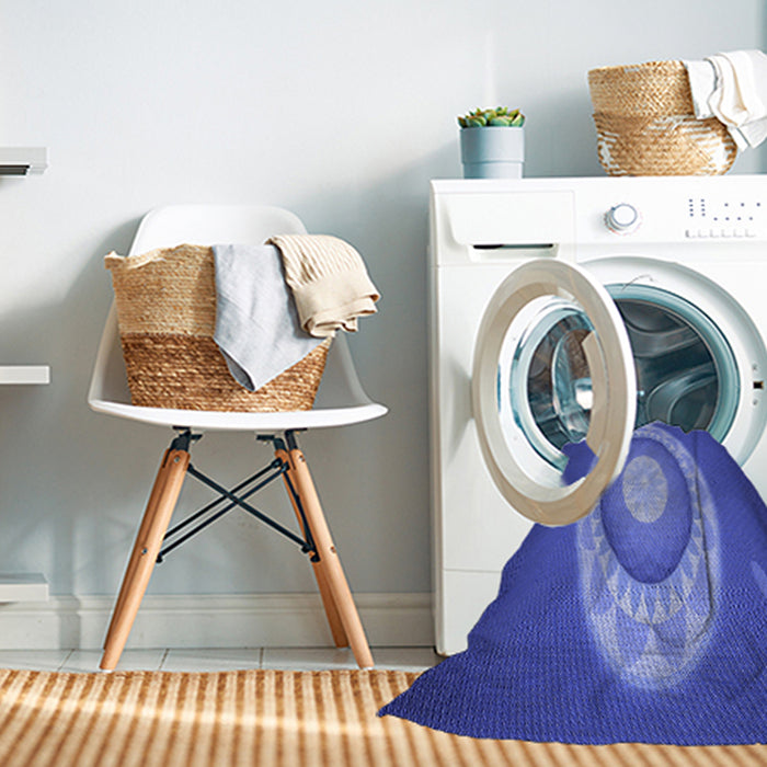 Machine Washable Transitional Sky Blue Rug in a Washing Machine, wshpat1972blu