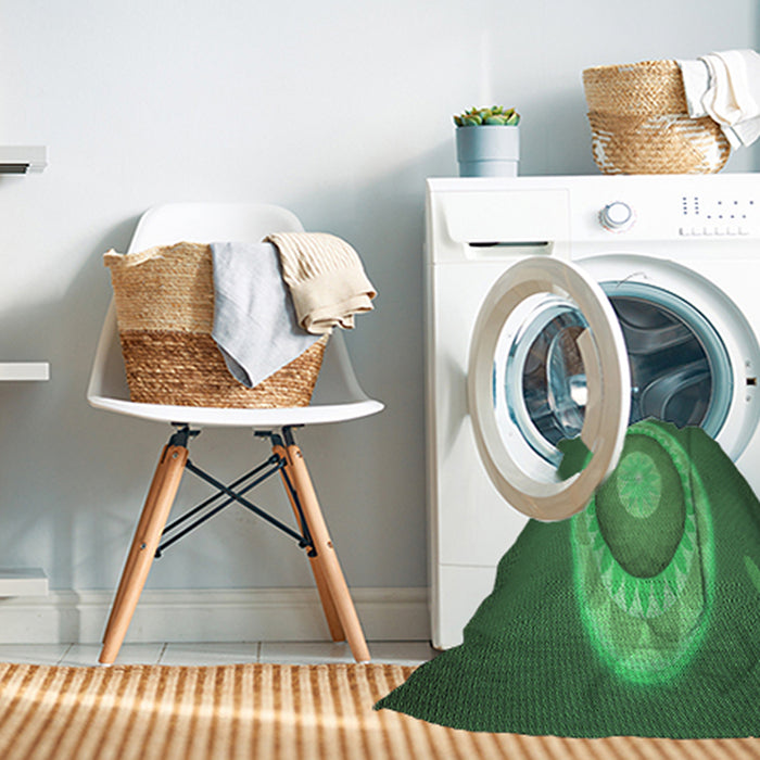 Machine Washable Transitional Medium Forest Green Rug in a Washing Machine, wshpat1972grn