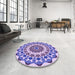 Round Patterned Blossom Pink Rug in a Office, pat1973pur