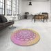 Round Patterned Tulip Pink Novelty Rug in a Office, pat1976