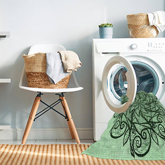 Machine Washable Transitional Pale Green Rug in a Washing Machine, wshpat1981grn