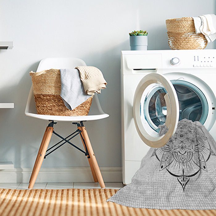 Machine Washable Transitional Platinum Gray Rug in a Washing Machine, wshpat1984gry