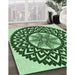 Machine Washable Transitional Deep Emerald Green Rug in a Family Room, wshpat1987grn