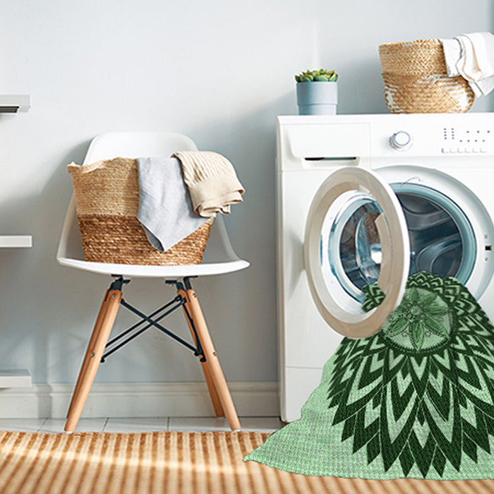 Machine Washable Transitional Deep Emerald Green Rug in a Washing Machine, wshpat1987grn