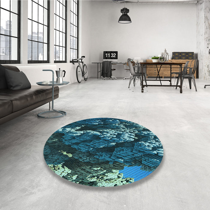 Round Patterned Blue Ivy Blue Rug in a Office, pat1990lblu