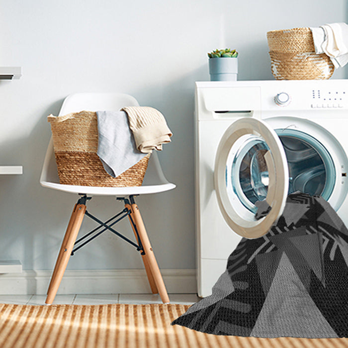 Machine Washable Transitional Charcoal Black Rug in a Washing Machine, wshpat2002gry