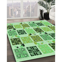 Patterned Green Rug, pat2017grn