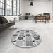 Round Patterned Silver Gray Rug in a Office, pat2017gry