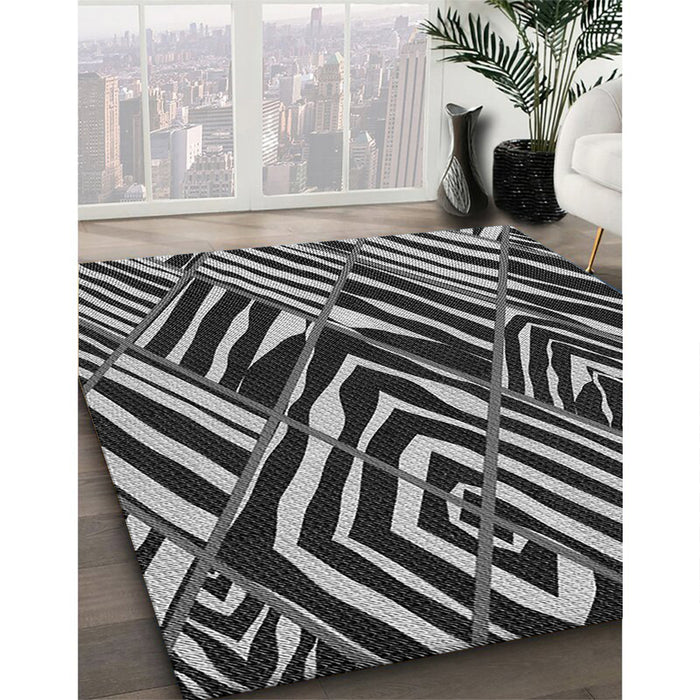 Patterned Charcoal Black Rug in Family Room, pat2019gry