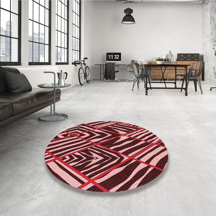 Round Patterned Maroon Red Rug in a Office, pat2019rd