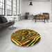 Round Patterned Red Rug in a Office, pat2019yw