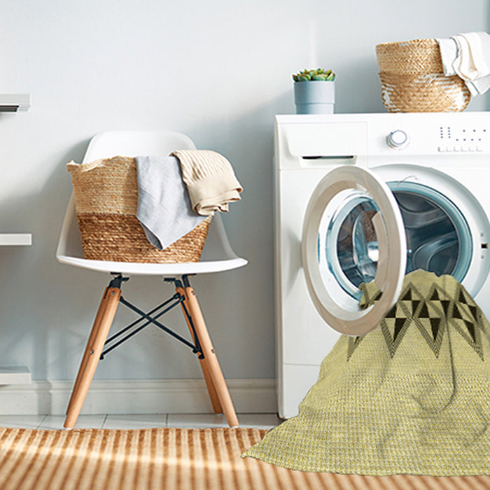 Machine Washable Transitional Sun Yellow Rug in a Washing Machine, wshpat202yw