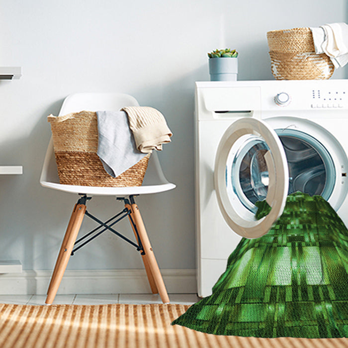 Machine Washable Transitional Deep Emerald Green Rug in a Washing Machine, wshpat2024grn