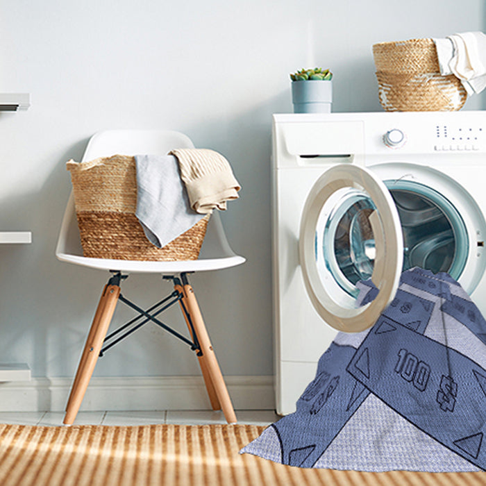 Machine Washable Transitional Azure Blue Rug in a Washing Machine, wshpat2027blu