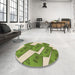 Round Patterned Green Rug in a Office, pat2027brn