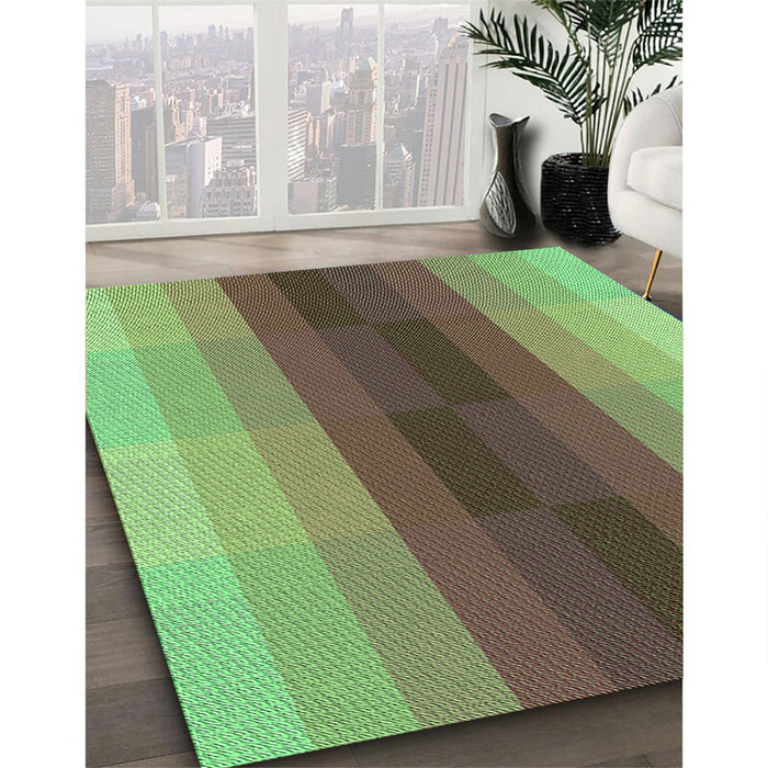 Machine Washable Transitional Green Rug in a Family Room, wshpat2030grn