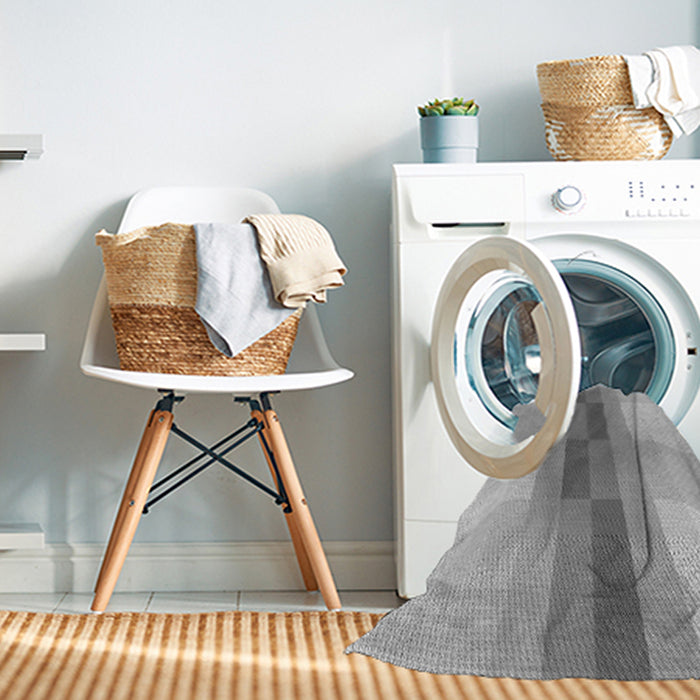 Machine Washable Transitional Platinum Silver Gray Rug in a Washing Machine, wshpat2030gry