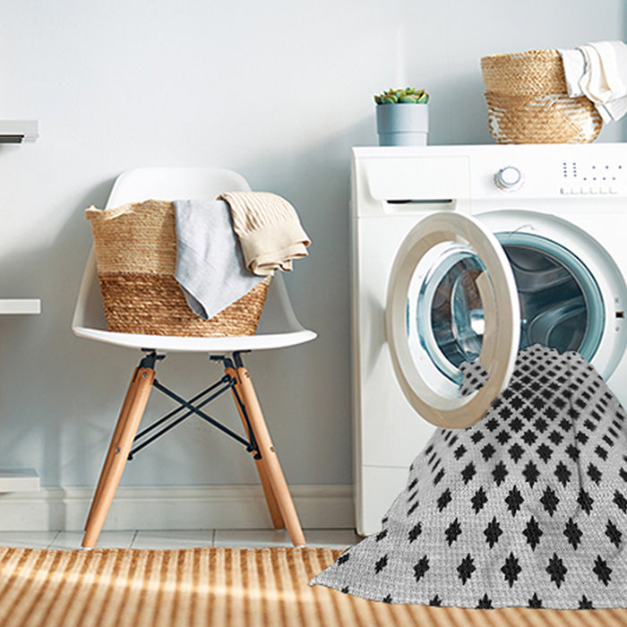 Machine Washable Transitional Platinum Gray Rug in a Washing Machine, wshpat2035gry