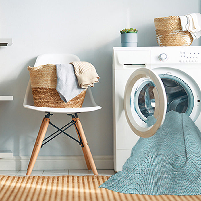 Machine Washable Transitional Electric Blue Rug in a Washing Machine, wshpat2036lblu