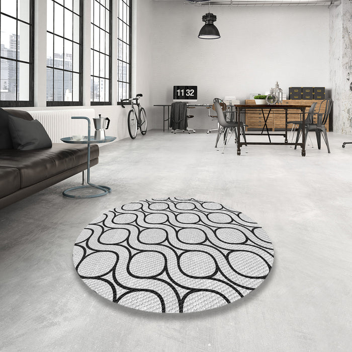 Round Machine Washable Transitional White Smoke Rug in a Office, wshpat2037