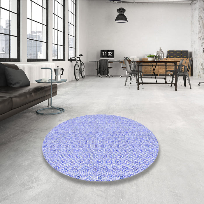 Round Patterned Sky Blue Rug in a Office, pat204blu