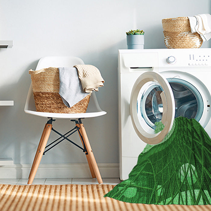 Machine Washable Transitional Deep Emerald Green Rug in a Washing Machine, wshpat2044grn