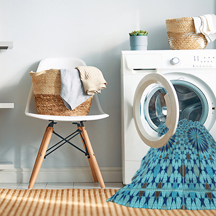 Machine Washable Transitional Blue Rug in a Washing Machine, wshpat2045lblu