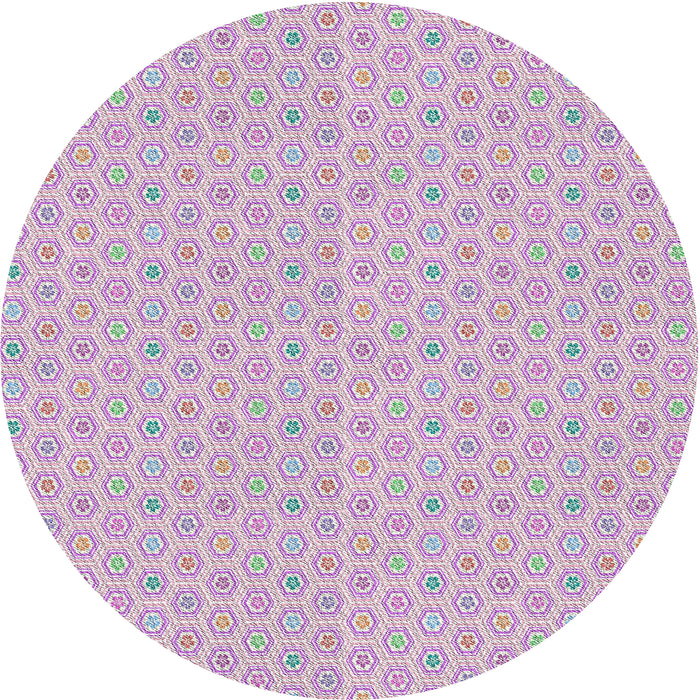 Sideview of Patterned Platinum Gray Novelty Rug, pat204