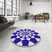 Round Patterned Blossom Pink Rug in a Office, pat2050pur