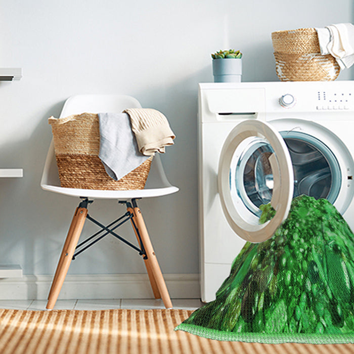 Machine Washable Transitional Forest Green Rug in a Washing Machine, wshpat2056grn