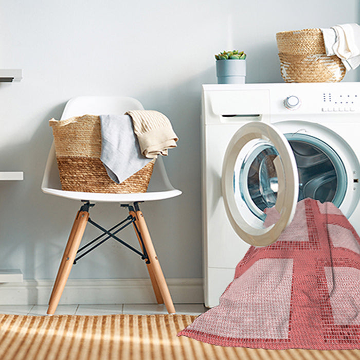 Machine Washable Transitional Red Rug in a Washing Machine, wshpat2057rd