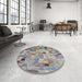 Round Machine Washable Transitional Cloud Gray Rug in a Office, wshpat2061