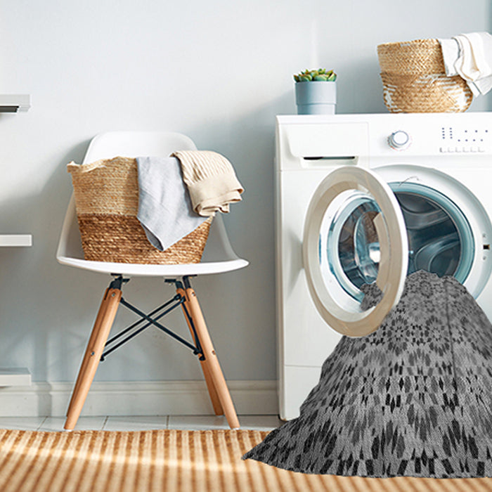 Machine Washable Transitional Dark Gray Rug in a Washing Machine, wshpat2065gry