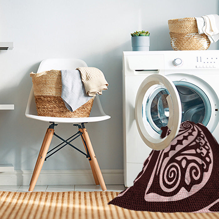 Machine Washable Transitional Chocolate Brown Rug in a Washing Machine, wshpat208rd