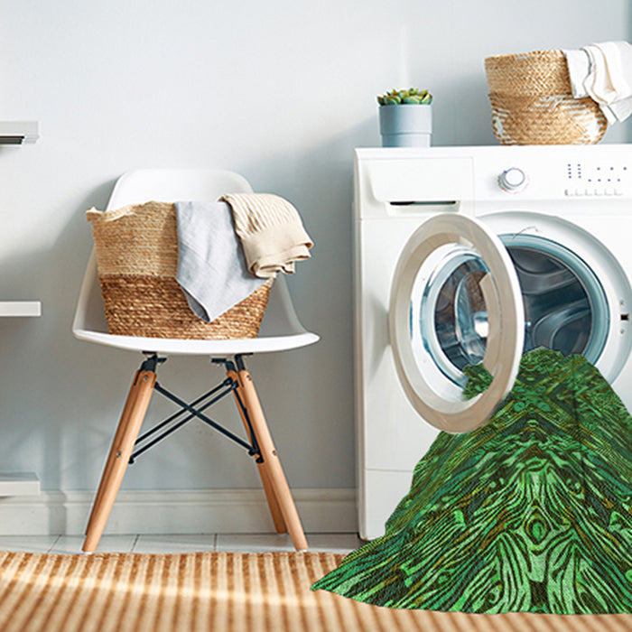 Machine Washable Transitional Dark Forest Green Rug in a Washing Machine, wshpat2086grn
