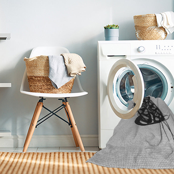 Machine Washable Transitional Platinum Silver Gray Rug in a Washing Machine, wshpat2089gry