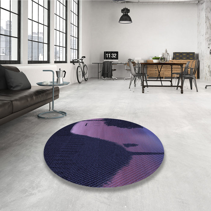 Round Patterned Night Blue Rug in a Office, pat2091blu