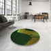 Round Patterned Midnight Gray Rug in a Office, pat2091grn