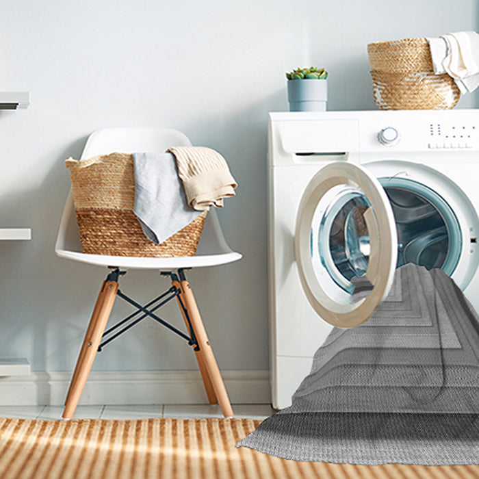 Machine Washable Transitional Smokey Gray Rug in a Washing Machine, wshpat2092gry