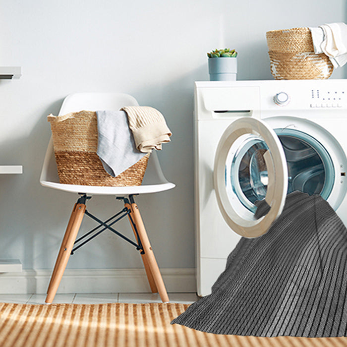 Machine Washable Transitional Dark Gray Black Rug in a Washing Machine, wshpat2096gry